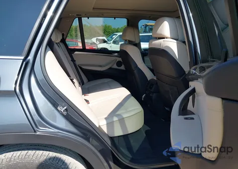 2013 BMW X5 xDrive35I/xDrive35I Premium/xDrive35I Sport Activity из США, поврежденный, VIN 5UXZV4C59D0E10360